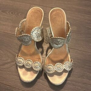 Jack rogers champagne wedges